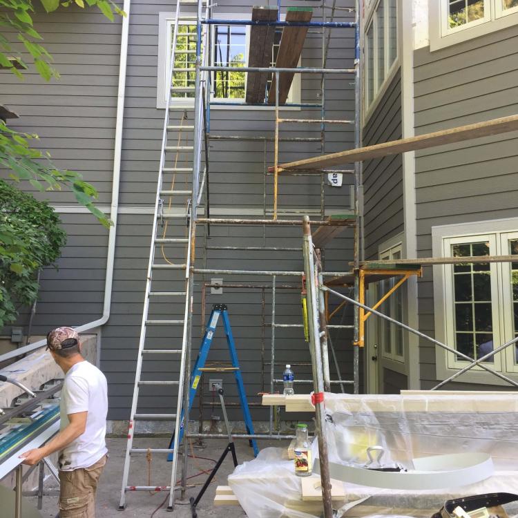 Home siding repair works