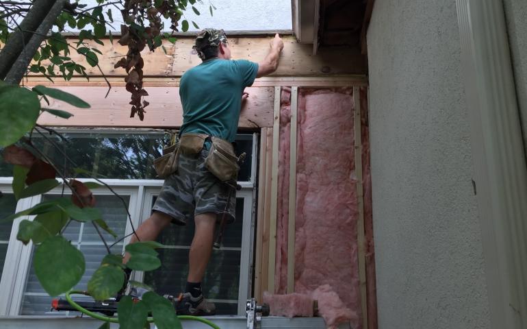 Window water leaking