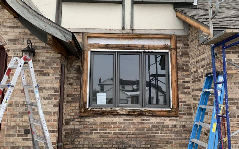 Window water leaking